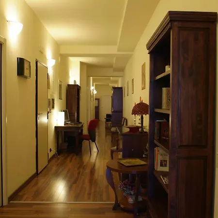 斯维瓦斯住宿加早餐旅馆 *